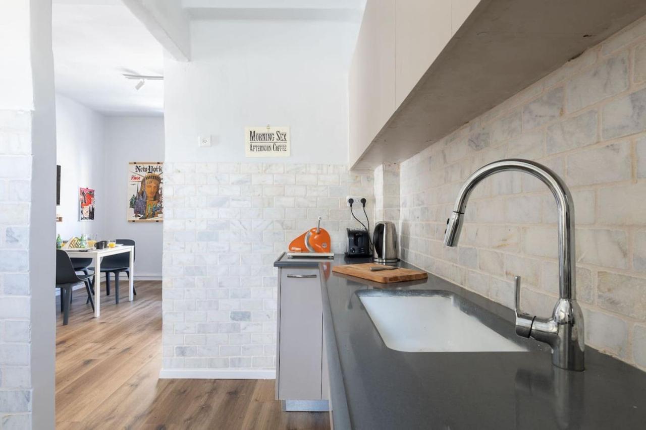 Artistic 2br W Balcony In Florentin Center By Sea N' Rent Apartment Tel Aviv