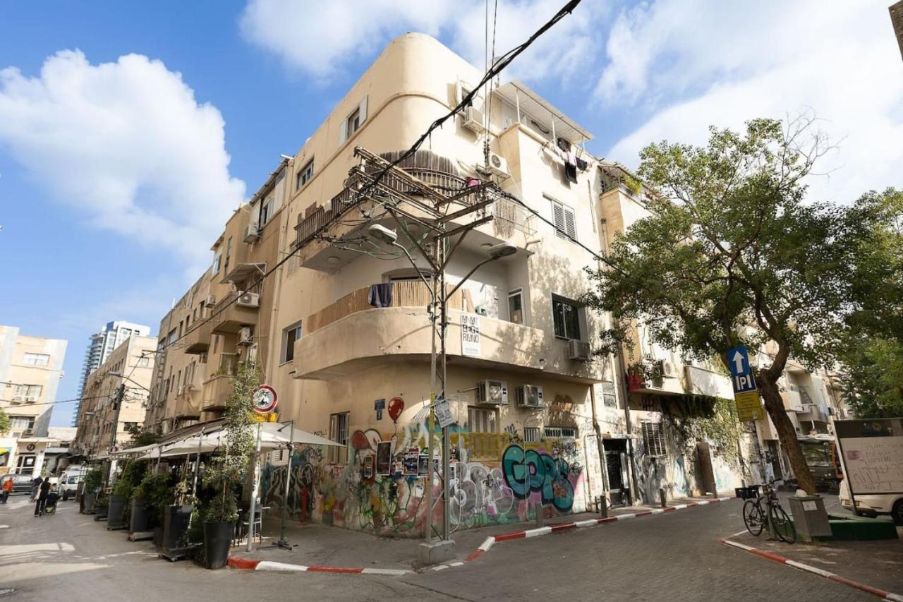 Artistic 2br W Balcony In Florentin Center By Sea N' Rent Tel Aviv